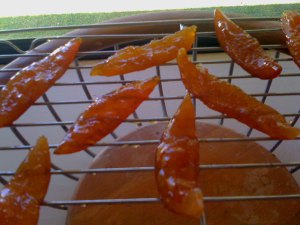 Glazed fruit drying